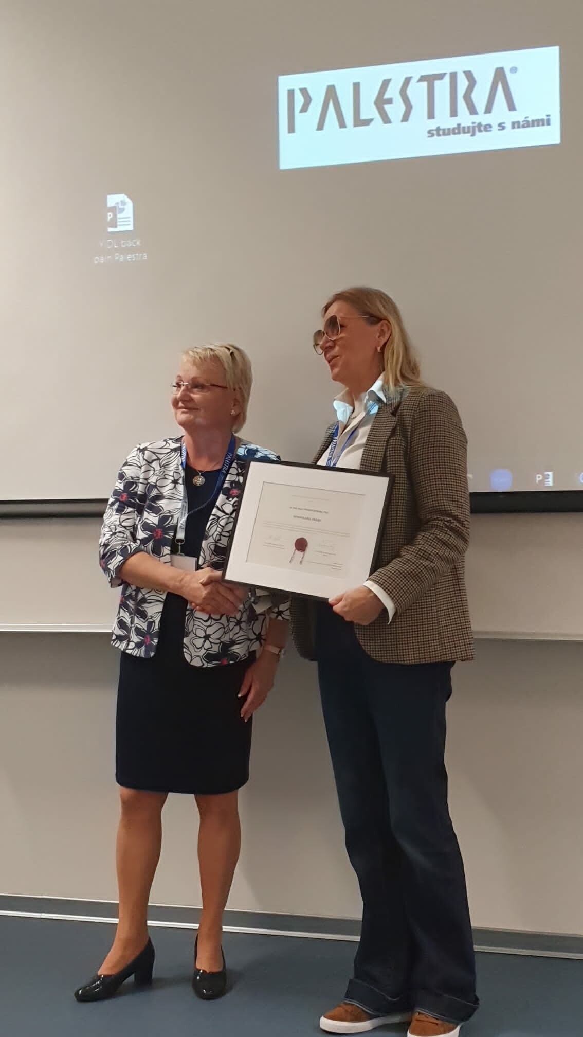 dr hab.Anna Zwierzchowska, prof. AWF Katowice podczas 8th BIENNALE INTERNATIONAL SCIENTIFIC CONFERENCE WELLNESS, HEALTH AND QUALITY OF LIFE, College of PE and Sport PALESTRA