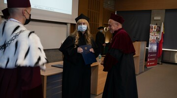 Uroczystość wręczenia dyplom&oacute;w doktorskich 2021