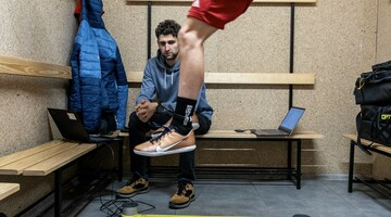 Ekspercki system wsparcia trener&oacute;w przygotowania motorycznego i fizjoterapeut&oacute;w