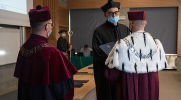 Uroczystość wręczenia dyplom&oacute;w doktorskich 2021