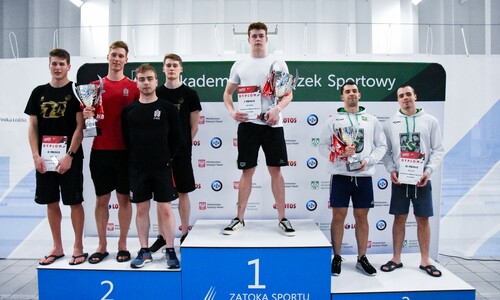 AMP w pływaniu 2022