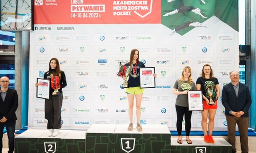 amp w pływaniu 2023