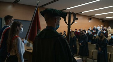 Uroczystość wręczenia dyplom&oacute;w doktorskich 2021