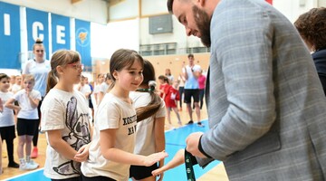 Mistrzowie Pokoleń w AWF Katowice!
 Panel
Galerie zdjęć - aktualności
Edycja galerii: Mistrzowie Pokoleń w AWF Katowice!