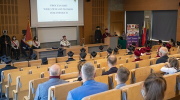 Uroczystość wręczenia dyplom&oacute;w doktorskich 2021