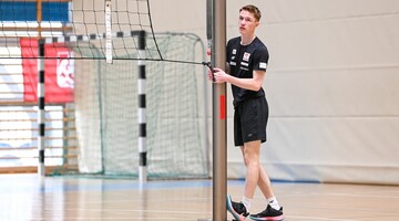 Zdjęcie zawodnik&oacute;w przygotowujących się do badań 