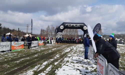 W śniegu i błocie wykręcili 5 medali w ramach AMŚ