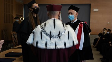 Uroczystość wręczenia dyplom&oacute;w doktorskich 2021