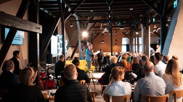 Forum przyszłości Miasta Nauki 2025 -  zdjecie uczetsnik&oacute;w słuchaczy