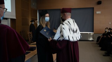 Uroczystość wręczenia dyplom&oacute;w doktorskich 2021