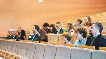 ROZDANIE DYPLOM&Oacute;W DOKTORSKICH